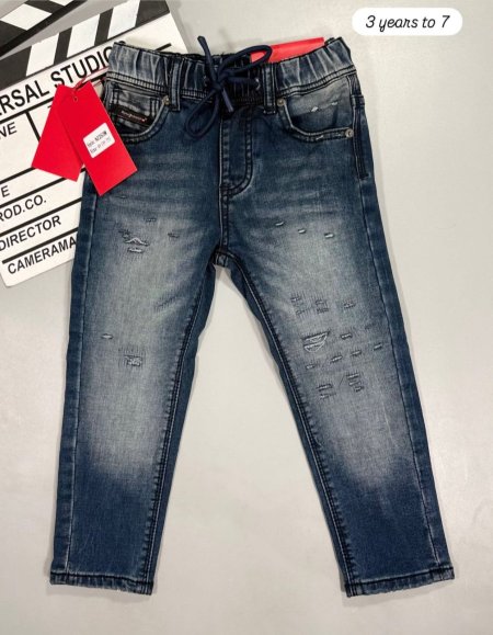 ازرق فاتح ٢