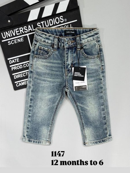 جينز فاتح ً