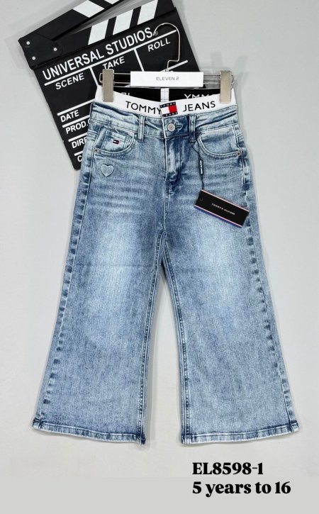 بنطلون بناتي